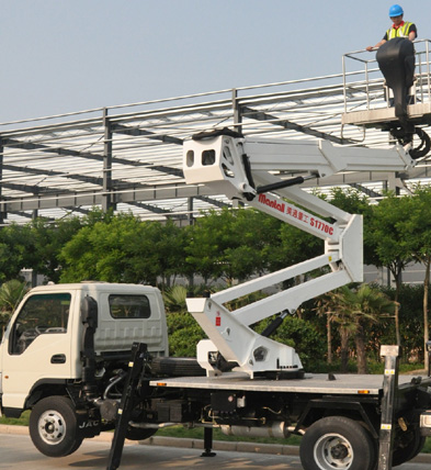 S1470C车载式高空作业车